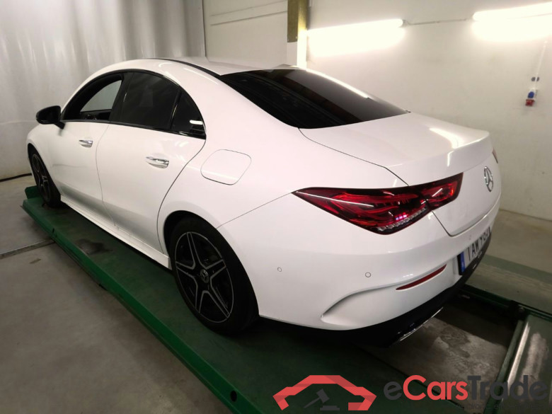 Mercedes-Benz CLA 200 SE Edition #4