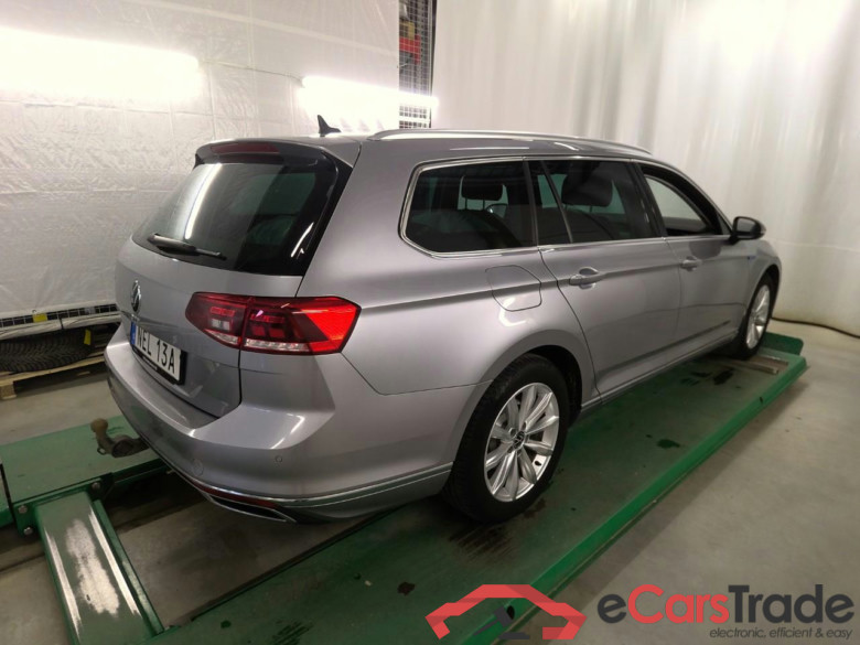 Volkswagen Passat Sp.Combi GTE #3