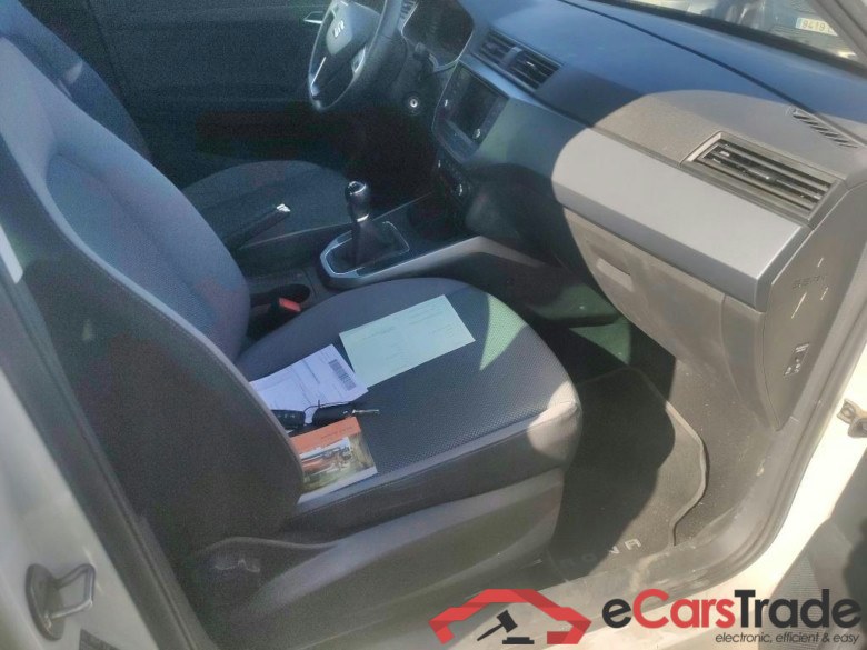 SEAT Arona / 2017 / 5P / todoterreno 1.0 TSI 70kW (95CV) Style Edition Eco (CX) #6