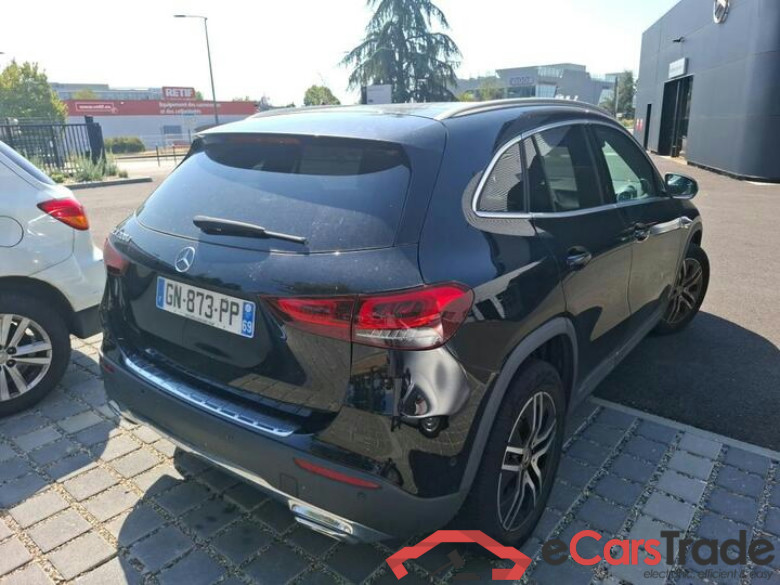 Mercedes GLA 200d Aut. Pano LED Widescreen Navi 1/2 Sport-Leather KeylessGo Camera Klima PDC ... #3