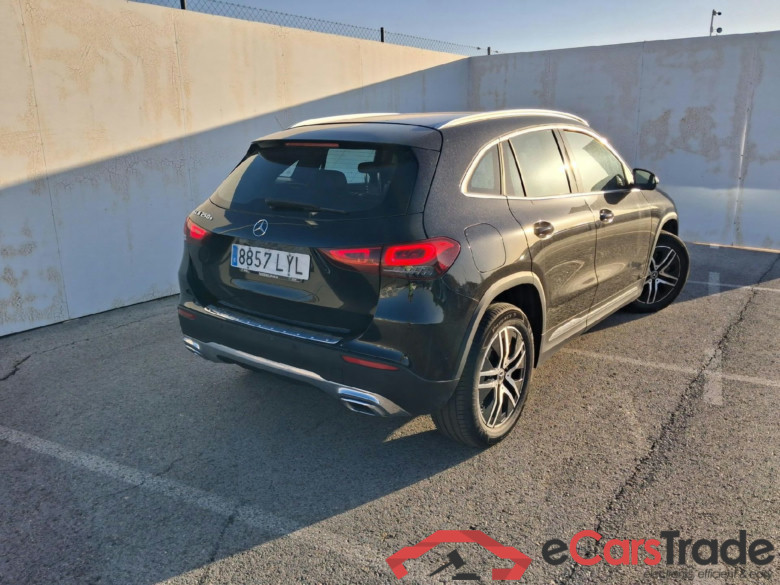 MERCEDES-BENZ GLA / 2020 / 5P / todoterreno GLA 250 e #2