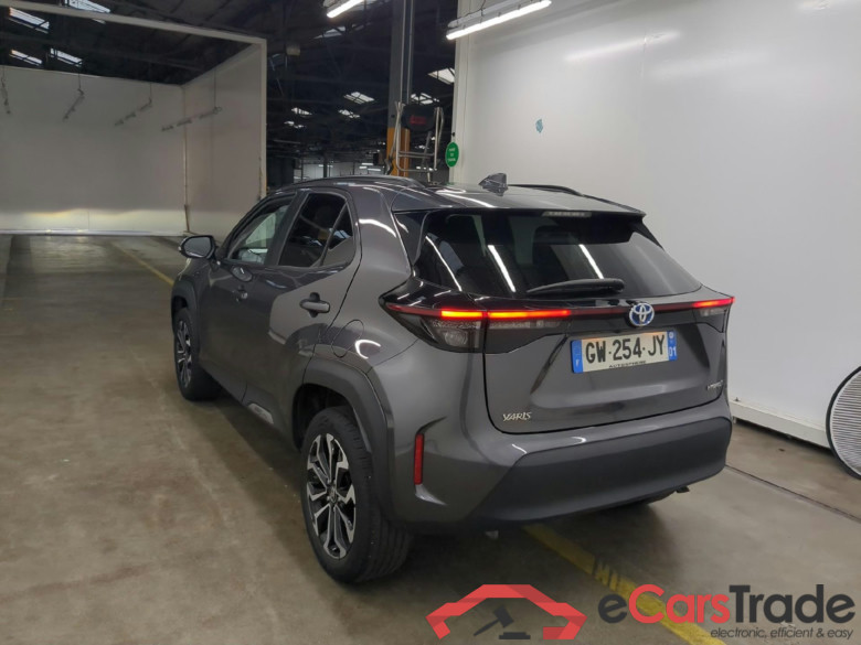 TOYOTA Yaris Cross Hybride / 2021 / 5P / SUV 1.5 HYBRID 116H DESIGN AUTO #3