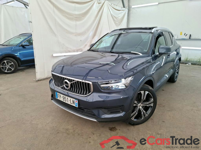 VOLVO XC40 / 2017 / 5P / SUV T5 TWE 262 DCT7 Inscription Luxe