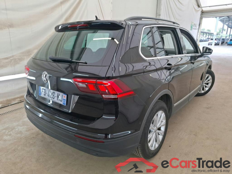 VOLKSWAGEN Tiguan / 2016 / 5P / SUV 1.5 TSI 150 EVO DSG7 Confortline Busines #3