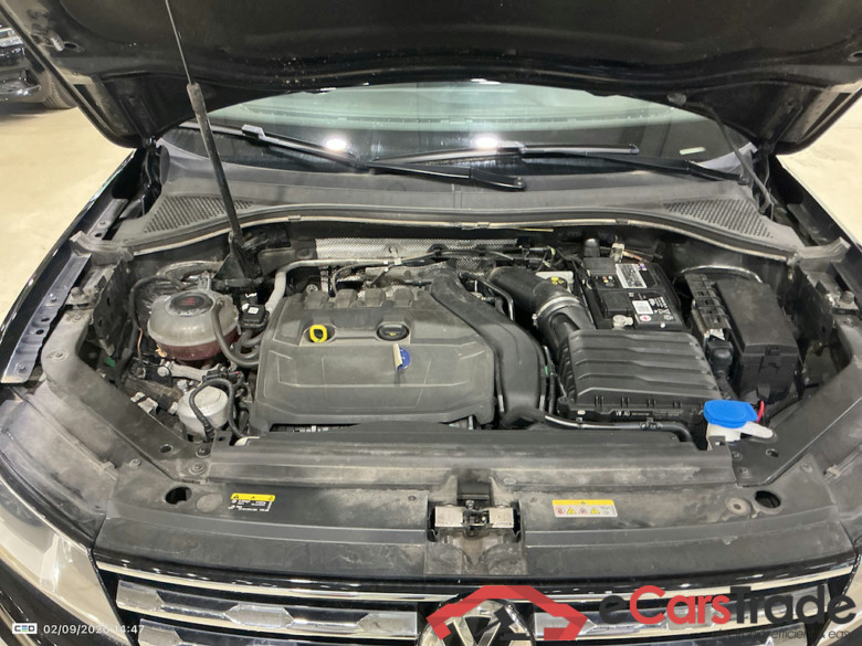 VOLKSWAGEN Tiguan 1.5 TSI COMFORTLINE DSG #6