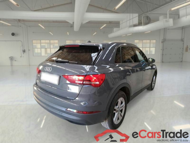 AUDI Q3 / 2018 / 5P / SUV 35 TDI S TRONIC BUSINESS #2