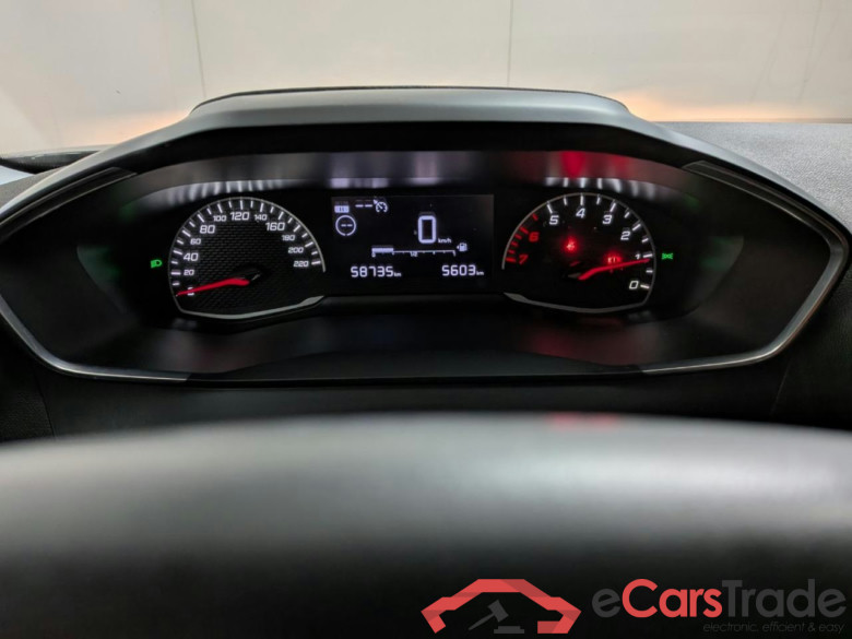 PEUGEOT 2008 1.2 PureTech Active #6