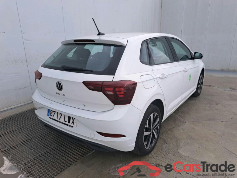 VOLKSWAGEN Polo / 2021 / 5P / berlina con portón Life 1.0 TSI 70kW (95CV) #2