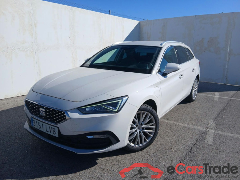 SEAT Nuevo León / 2020 / 5P / familiar SP 1.4 e-Hybrid DSG S&S Xcellence Go L