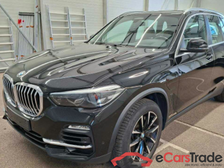 BMW X5 xDrive45e 5d 210kW #1