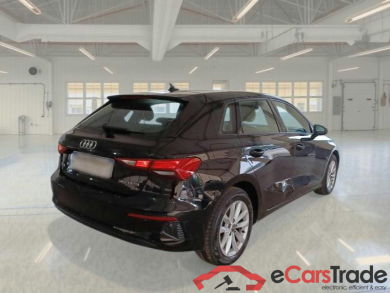 AUDI A3 / 2020 / 5P / BERLINA 35 TFSI S.BACK #2