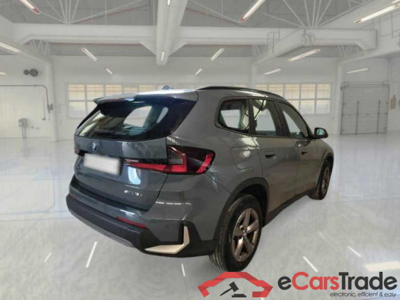 BMW X1 / 2022 / 5P / SUV SDRIVE 18D EDITION ESSENCE DCT #2