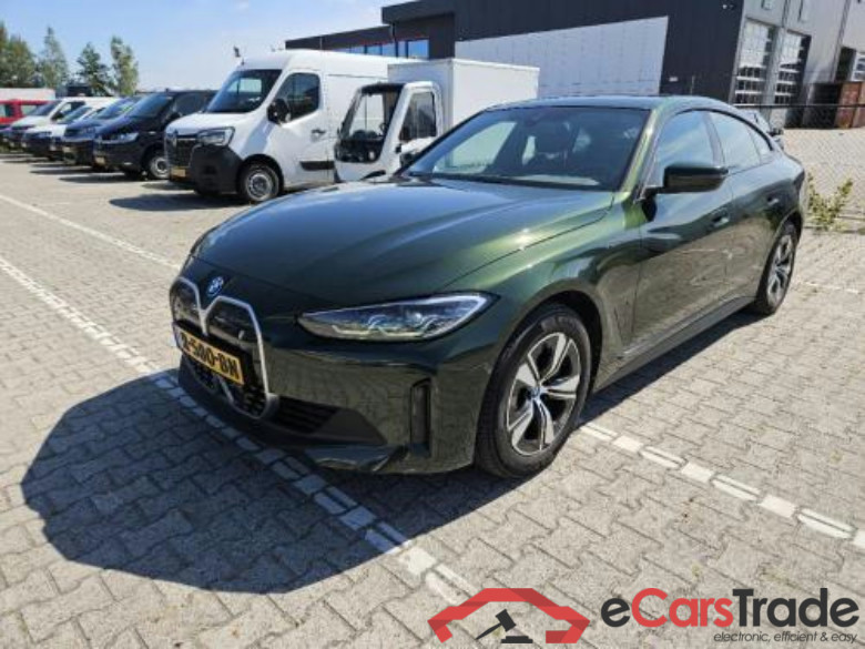 BMW i4 eDrive40 84 kWh #1