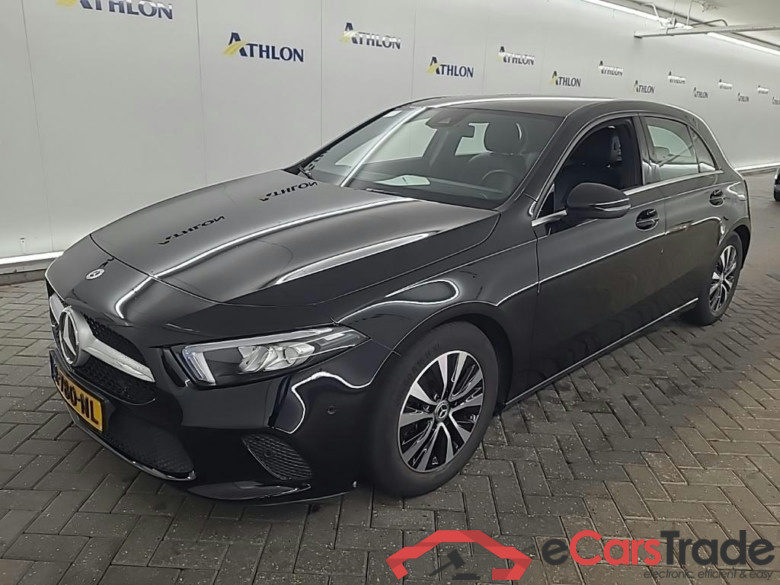 MERCEDES-BENZ A-klasse A 180 Business Solution 5D 100kW