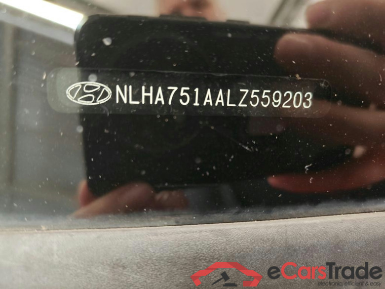 Hyundai i10 1.0i Blue i-Drive 5d #6