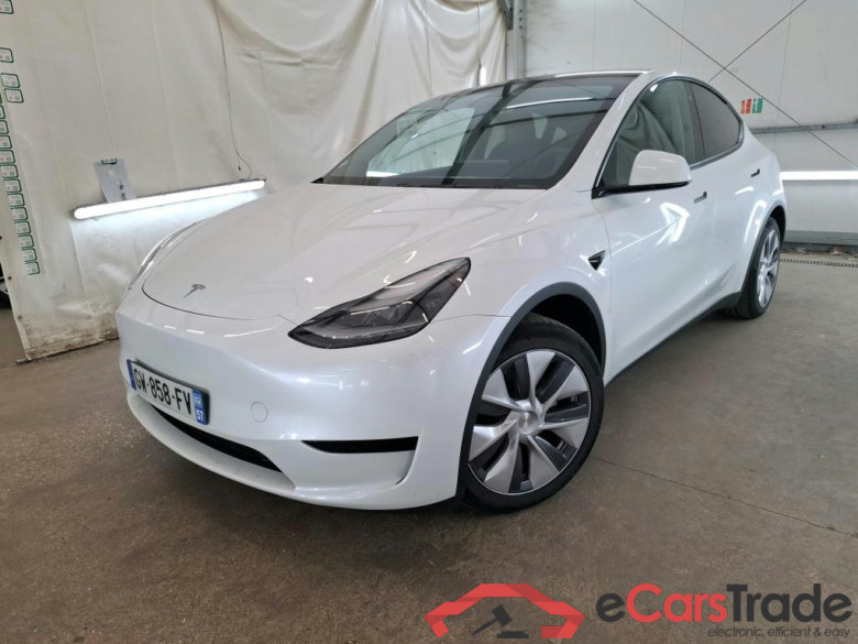 TESLA Model Y / 2021 / 5P / SUV RWD #1