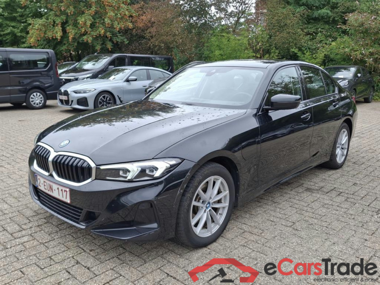 BMW 320e Plug-In Hybrid Aut. LED LC-Pro Navi-Pro KeylessGo Camera Klima PDC ... #1