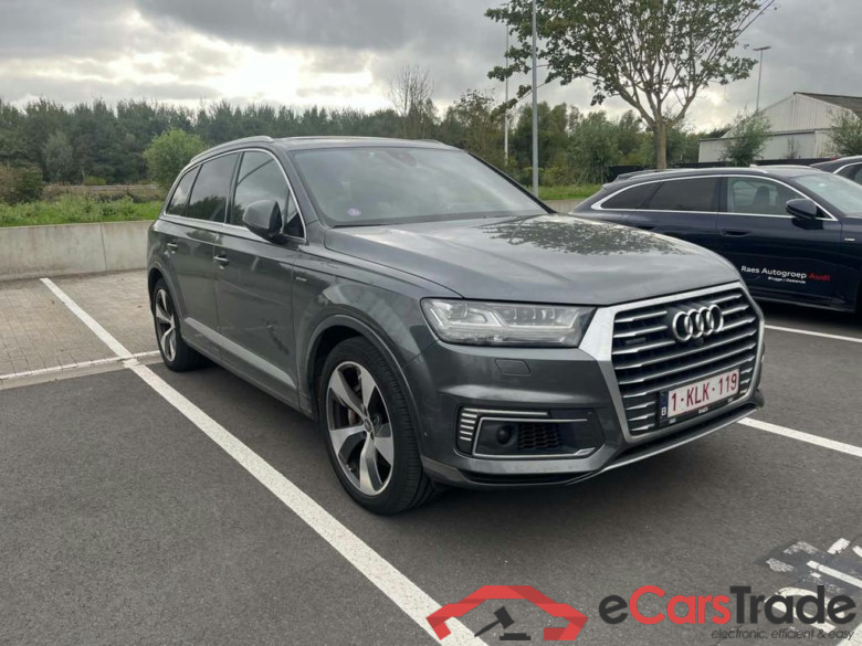 AUDI Q7 e-tron (PHEV) Dsl Q7 e-tron 3.0 TDi V6 Quattro e-tron Tiptronic (275 kW)