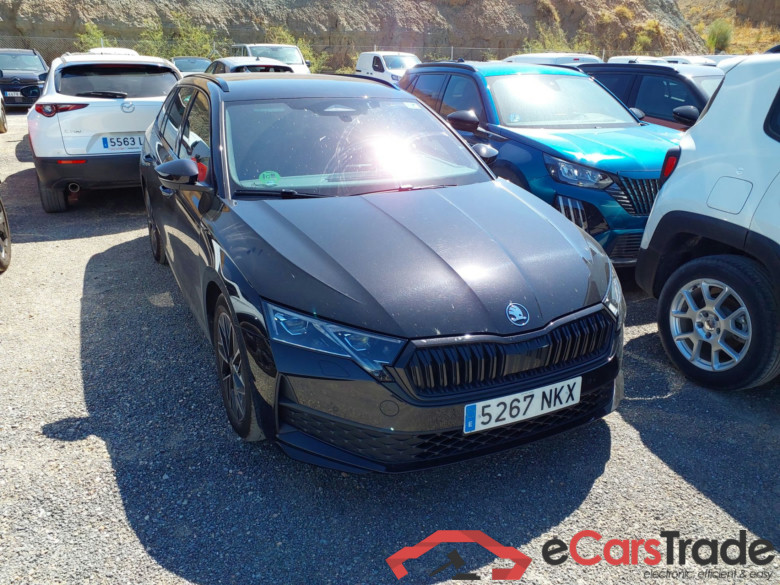 SKODA Octavia 2.0 TDI 110 kW (150 CV) DSG 7 vel. Combi Sportline(Winterpack) #1