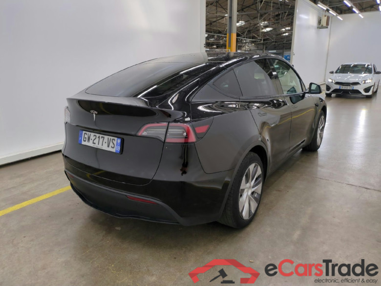 TESLA Model Y / 2021 / 5P / SUV RWD #4