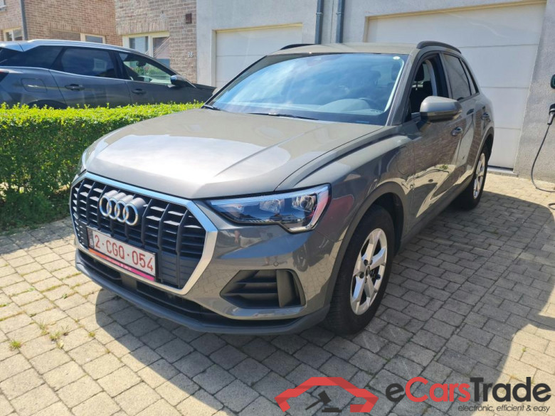 AUDI Q3 1.4 45 TFSIe Plug-In Hybrid Aut. LED Virtual ACC Klima PDC ...