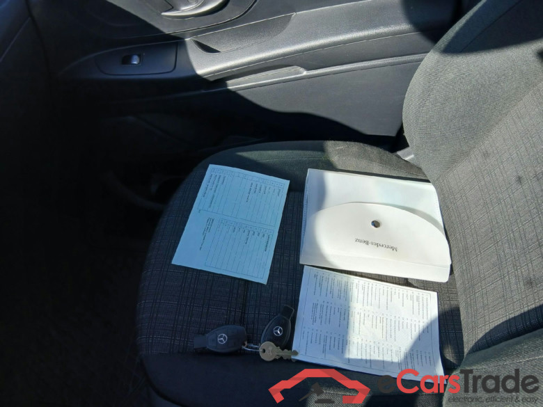 MERCEDES-BENZ Vito / 2014 / 4P / furgón 111 CDI Larga #5
