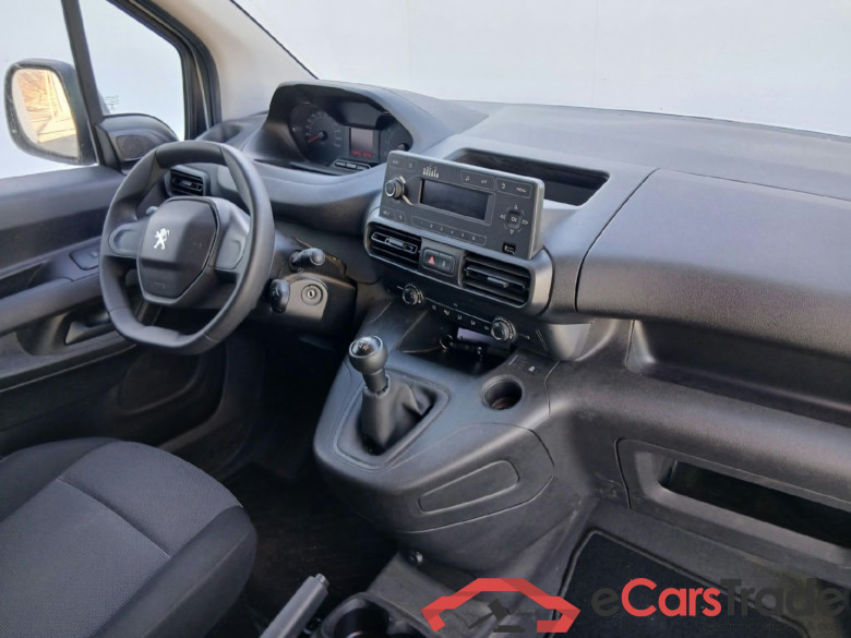 PEUGEOT Partner / 2018 / 3P / furgón derivado de turismo Pro Standard 600kg BlueHDi 73kW (AC) #3