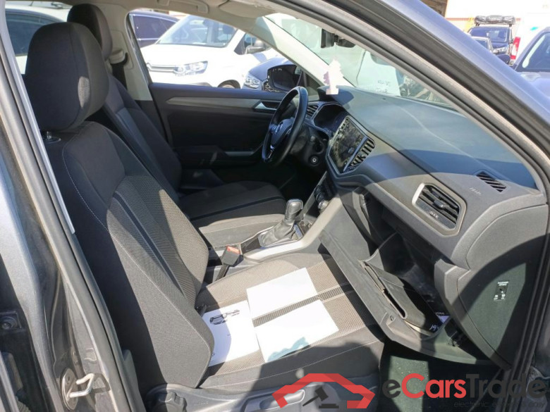 VOLKSWAGEN T-Roc / 2017 / 5P / todoterreno Advance 2.0 TDI 110kW (150CV) DSG (AC2) #6