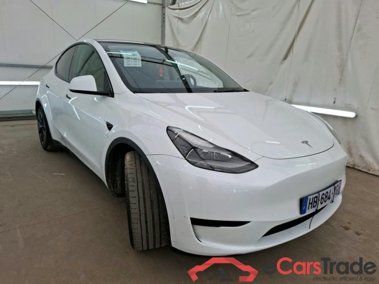 TESLA Model Y / 2021 / 5P / SUV RWD #5