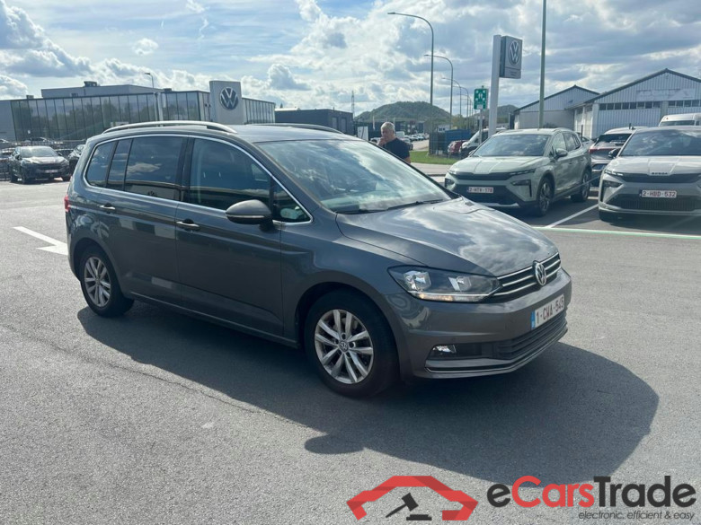 VOLKSWAGEN Touran Touran Highline 1.0 TSI 85 kW (115 ch) 6 vitesses manuel #4