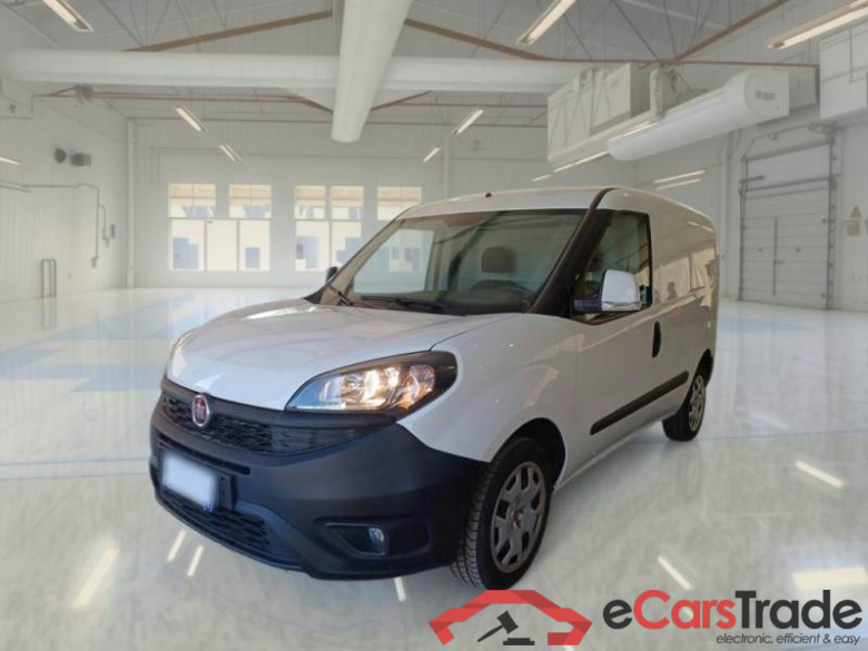 FIAT DOBLÒ CARGO / 2014 / 4P / VETT. FURGONATA 1.4 BZ 95CV SX EURO 6 #1