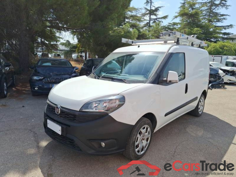 FIAT DOBLÒ CARGO 2015 4 PORTE CARGO 1.4 T-JET NATURAL POWER SX EURO6 #1