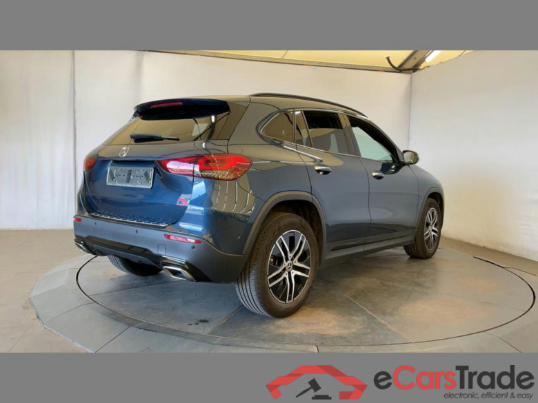 MERCEDES-BENZ GLA (H247) GLA 180 Luxury Line #4