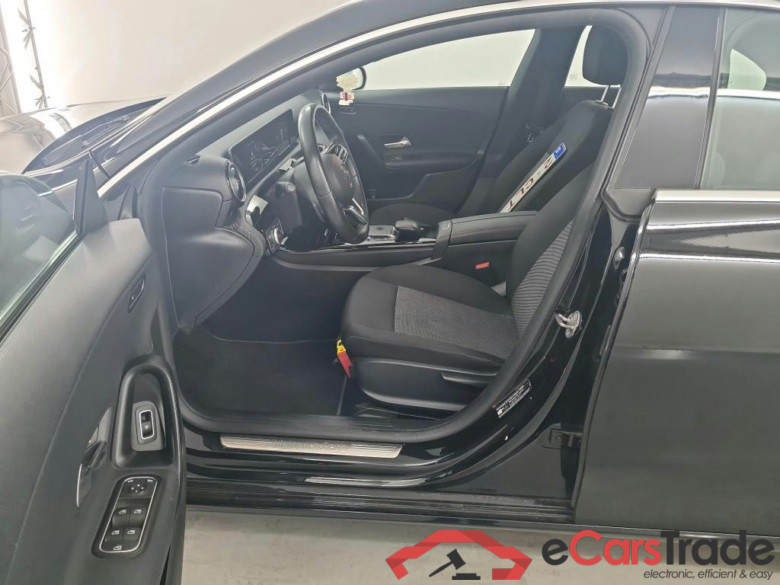MERCEDES-BENZ CLA 2.0 CLA 180 D ESSENTIAL LINE DCT #5