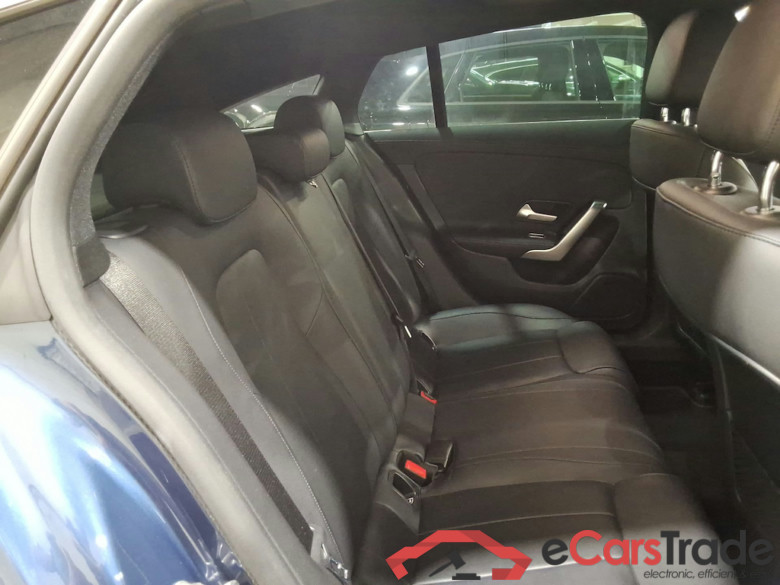 MERCEDES-BENZ CLA SHOOTING BRAKE 1.3 CLA 250 E BUSINESS SOLUTION DCT #5