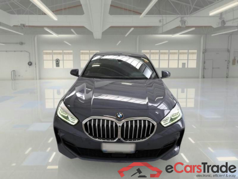 BMW SERIE 1 / 2019 / 5P / BERLINA 118D MSPORT #6