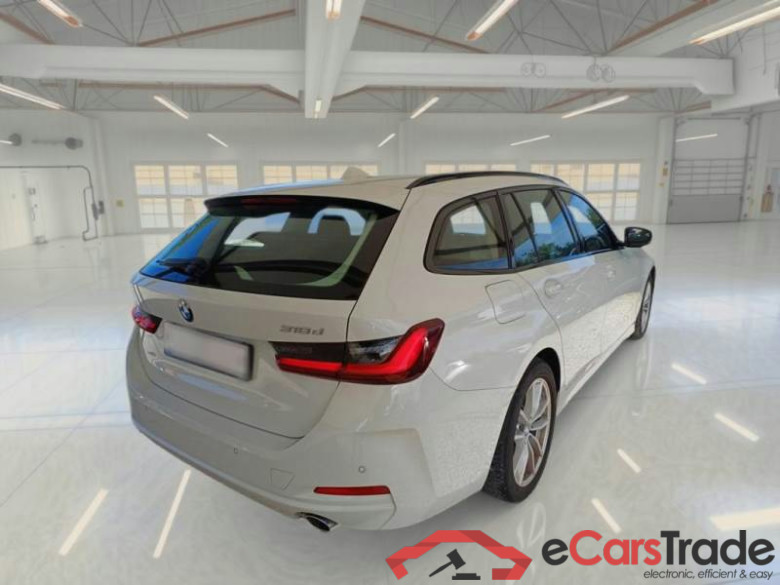 BMW SERIE 3 / 2022 / 5P / STATION WAGON 318D 48V TOURING AUTO #2
