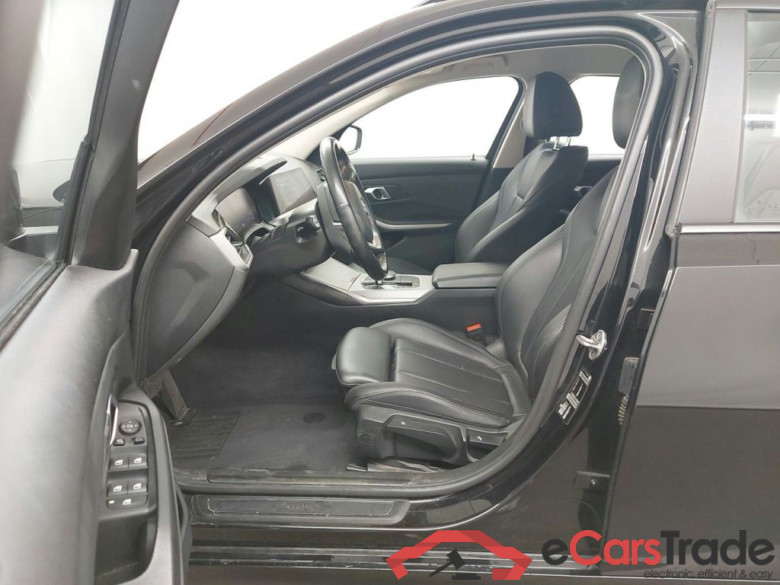 BMW 3 Reeks Touring 318dA (100 kW) 5d #3