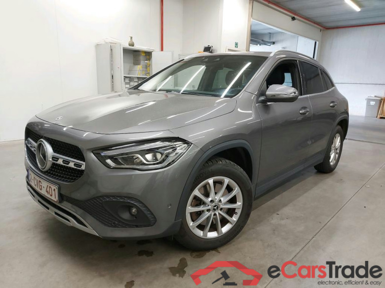 MERCEDES - MER GLA 250e 218PK Business Line Pack Driving Assistance+ Towing Hook Leather * HYBRID *