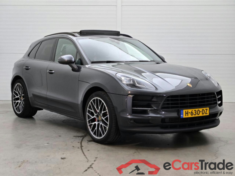 PORSCHE Macan 2.0 #2