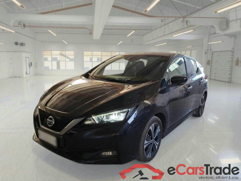 NISSAN LEAF / 2017 / 5P / BERLINA BUSINESS 40KWH #2