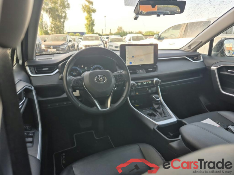 TOYOTA Rav4 / 2018 / 5P / todoterreno 2.5l 220H Luxury #3