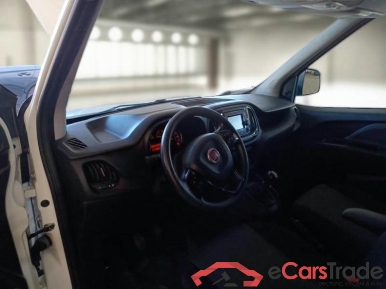 FIAT DOBLÒ CARGO / 2014 / 4P / VETT. FURGONATA CH1 LOUNGE 1.6 MJET 105CV E6D SeS #3