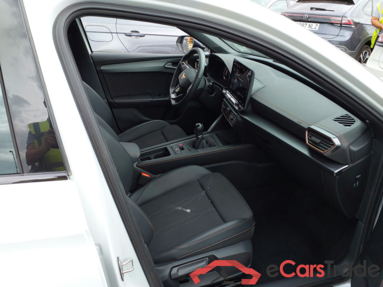 CUPRA Leon 5P 1.5 eTSI S&S 150cv manual  #3