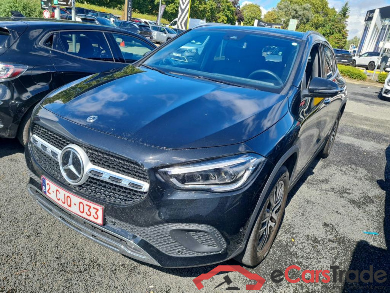 MERCEDES-BENZ GLA 1.3 GLA 250 E DCT BUSINESS SOLUTION