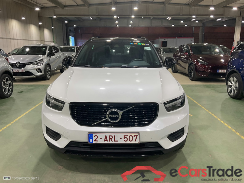 VOLVO XC40 1.5 T4 RECHARGE GEARTRONIC R-DESIGN #2