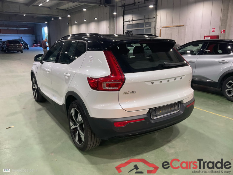 VOLVO XC40 1.5 T4 RECHARGE GEARTRONIC R-DESIGN #3