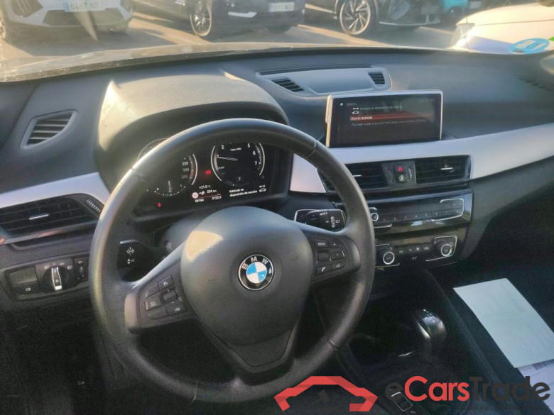 BMW X1 / 2019 / 5P / todoterreno xDrive25e #3