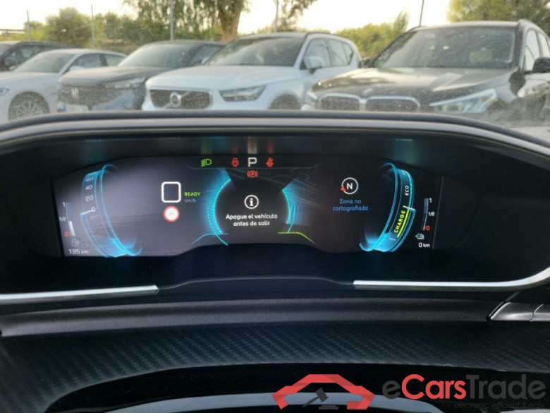 PEUGEOT 508 Hybrid / 2018 / 5P / berlina con portón 5P Allure HYBRID 225 e-EAT8 #4