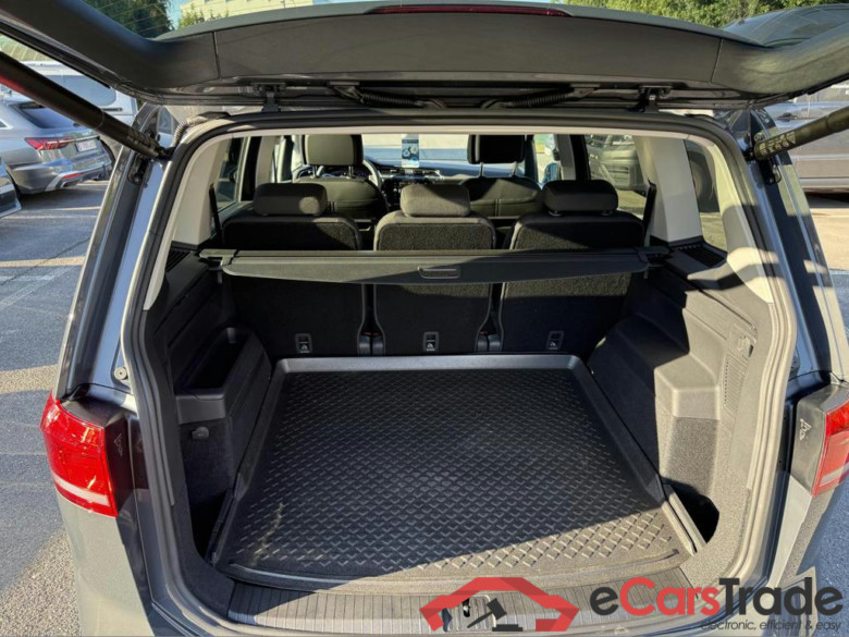 VOLKSWAGEN Touran 1.5 TSI Highline Business OPF DSG #5